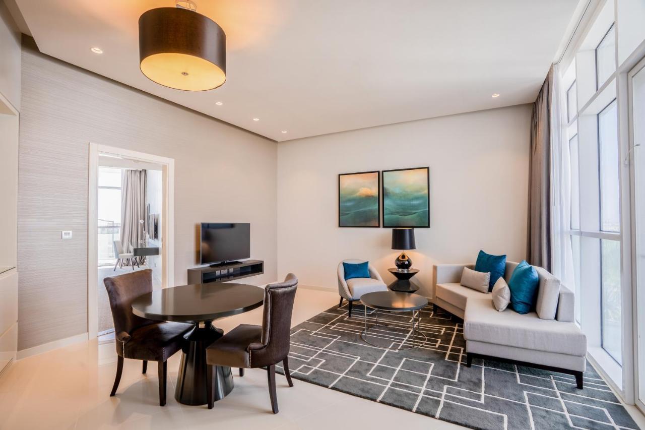 Radisson Dubai Damac Hills Ξενοδοχείο Εξωτερικό φωτογραφία